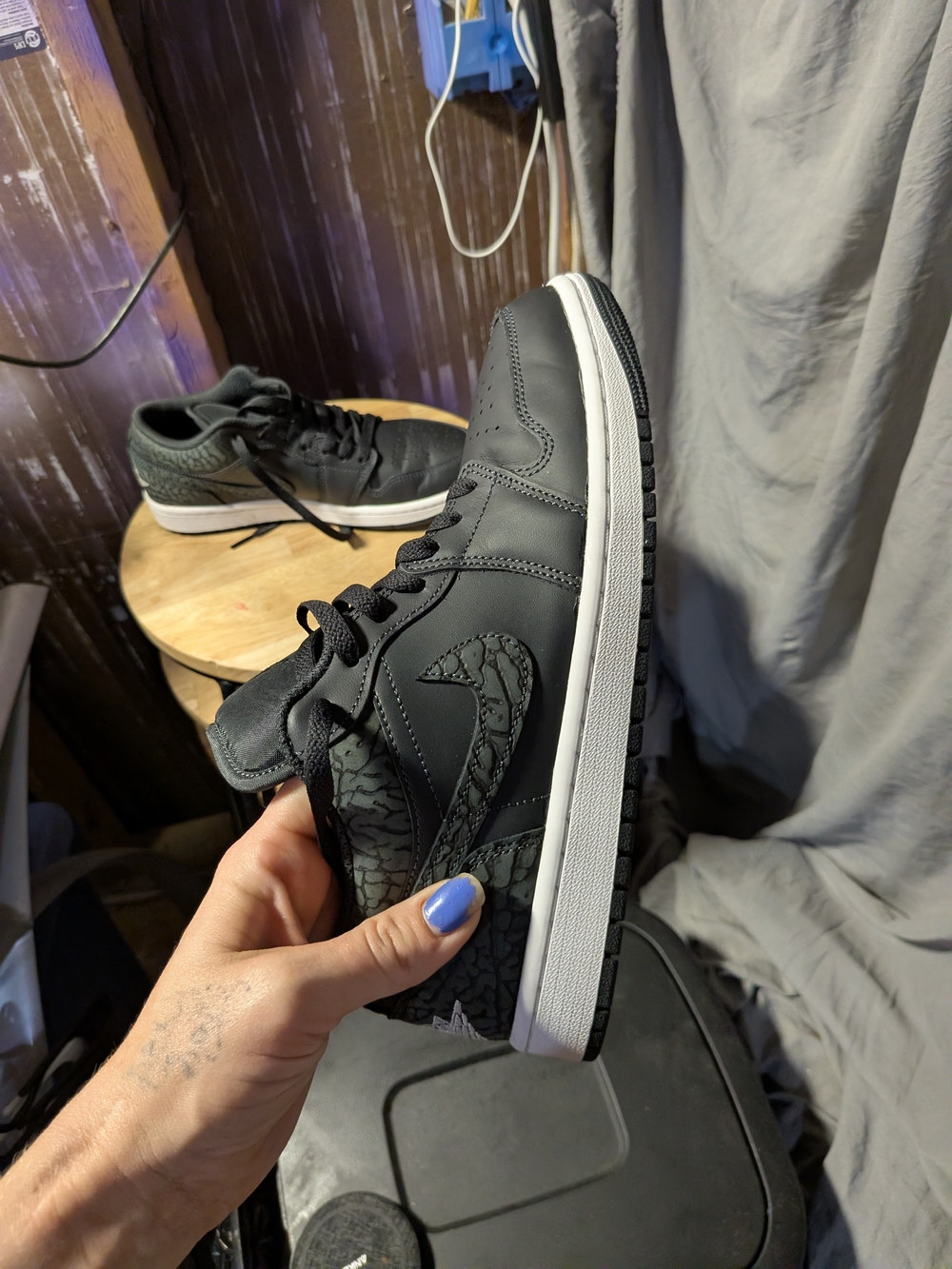 Nike Men’s Black Low-Top Anti Hero Sneakers with Textured Swoosh - Picture 16 of 16